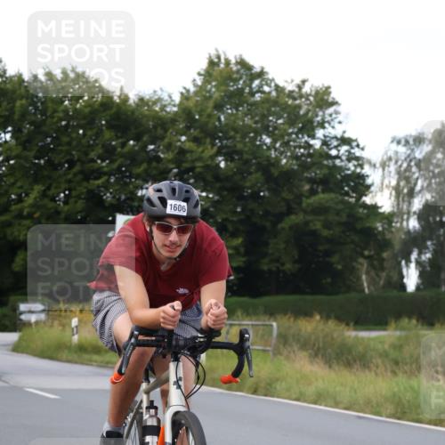 25.08.2024 - Elbe Triathlon Hamburg Fuchs,  Jonas http://msf.ph/oto/6873422 25.08.2024 11:21:14 Radfahren 1698, 1606 meine-sportfotos.de