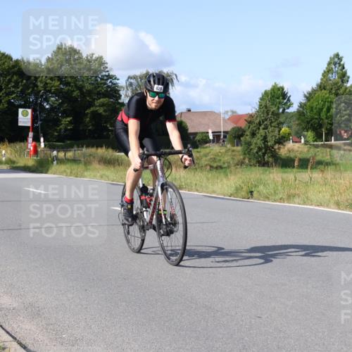 25.08.2024 - Elbe Triathlon Hamburg Fuchs,  Jonas http://msf.ph/oto/6873423 25.08.2024 10:35:54 Radfahren 543, 1500, 629, 544, 613 meine-sportfotos.de
