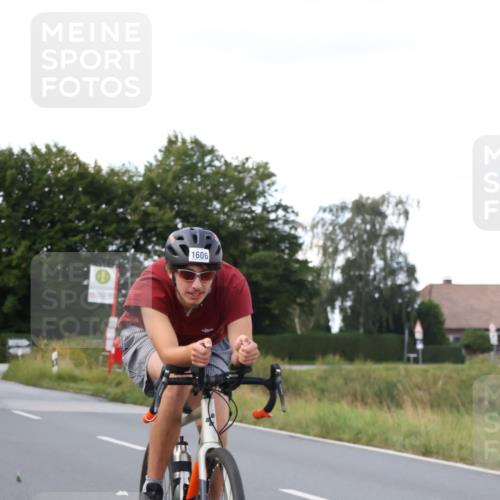 25.08.2024 - Elbe Triathlon Hamburg Fuchs,  Jonas http://msf.ph/oto/6873429 25.08.2024 11:21:14 Radfahren 1698, 1606 meine-sportfotos.de