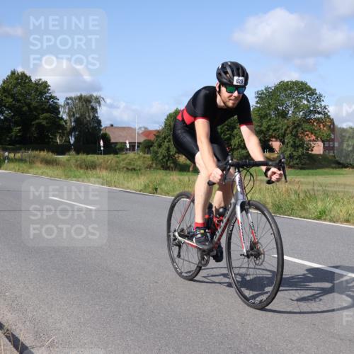 25.08.2024 - Elbe Triathlon Hamburg Fuchs,  Jonas http://msf.ph/oto/6873430 25.08.2024 10:35:54 Radfahren 543, 1500, 629, 544, 613 meine-sportfotos.de