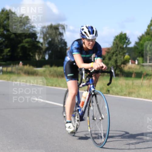 25.08.2024 - Elbe Triathlon Hamburg Fuchs,  Jonas http://msf.ph/oto/6873452 25.08.2024 10:35:57 Radfahren 1500, 629, 544, 613, 456 meine-sportfotos.de