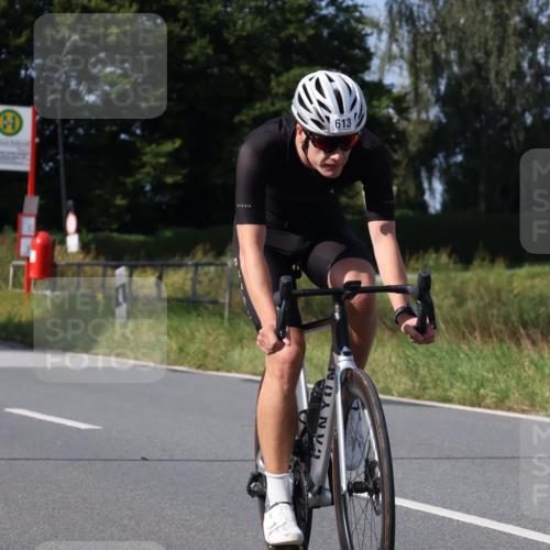 25.08.2024 - Elbe Triathlon Hamburg Fuchs,  Jonas http://msf.ph/oto/6873466 25.08.2024 10:35:59 Radfahren 629, 544, 613, 456 meine-sportfotos.de