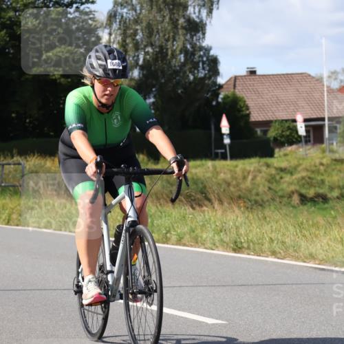 25.08.2024 - Elbe Triathlon Hamburg Fuchs,  Jonas http://msf.ph/oto/6873480 25.08.2024 11:21:39 Radfahren 1680, 1677 meine-sportfotos.de