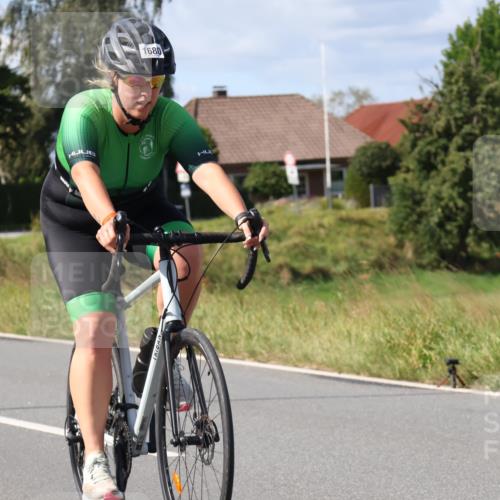 25.08.2024 - Elbe Triathlon Hamburg Fuchs,  Jonas http://msf.ph/oto/6873484 25.08.2024 11:21:40 Radfahren 1680, 1677 meine-sportfotos.de