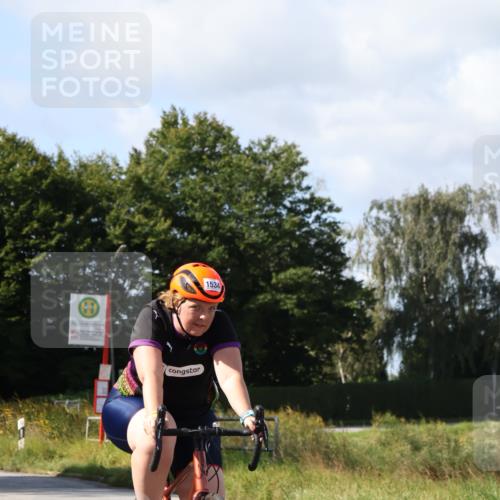 25.08.2024 - Elbe Triathlon Hamburg Fuchs,  Jonas http://msf.ph/oto/6873539 25.08.2024 11:22:11 Radfahren 1534 meine-sportfotos.de