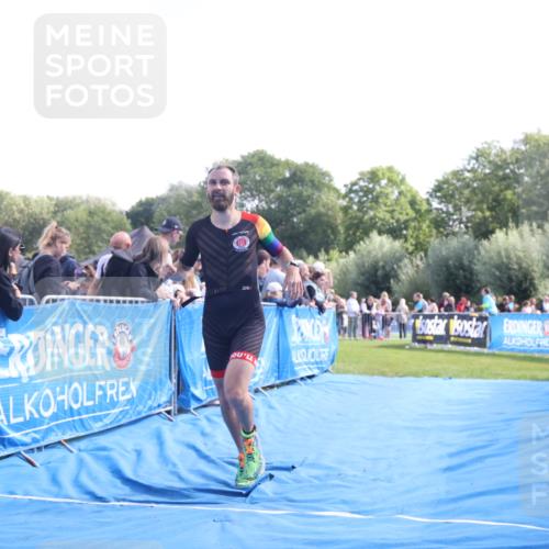 25.08.2024 - Elbe Triathlon Hamburg H.Heesch http://msf.ph/oto/6873596 25.08.2024 11:11:10 Ziel 443, 659 meine-sportfotos.de