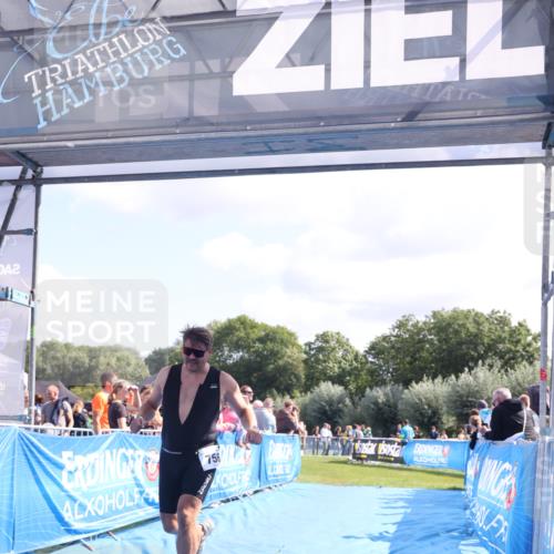 25.08.2024 - Elbe Triathlon Hamburg H.Heesch http://msf.ph/oto/6873677 25.08.2024 11:38:18 Ziel 224, 562, 756 meine-sportfotos.de