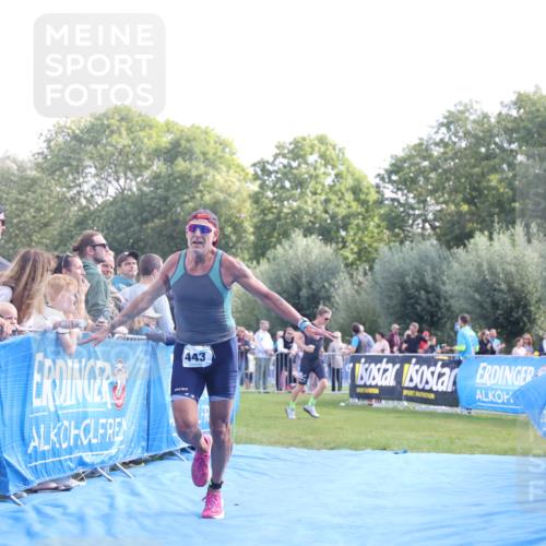 25.08.2024 - Elbe Triathlon Hamburg H.Heesch http://msf.ph/oto/6873678 25.08.2024 11:11:13 Ziel 421, 443, 659 meine-sportfotos.de