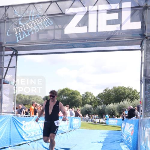 25.08.2024 - Elbe Triathlon Hamburg H.Heesch http://msf.ph/oto/6873681 25.08.2024 11:38:18 Ziel 224, 562, 756 meine-sportfotos.de