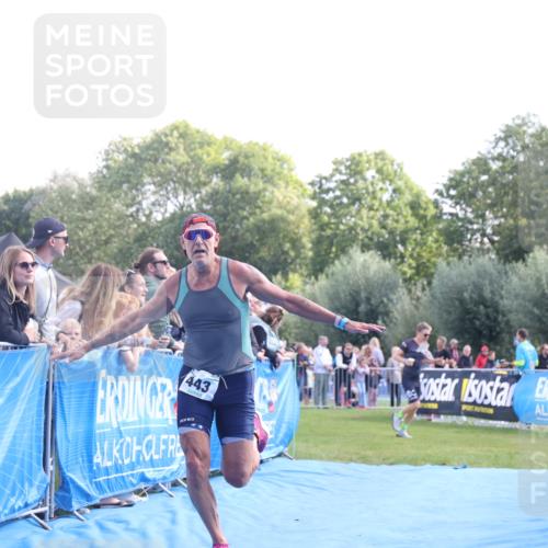 25.08.2024 - Elbe Triathlon Hamburg H.Heesch http://msf.ph/oto/6873682 25.08.2024 11:11:14 Ziel 421, 443, 659 meine-sportfotos.de