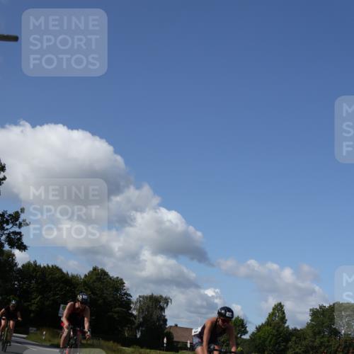 25.08.2024 - Elbe Triathlon Hamburg Fuchs,  Jonas http://msf.ph/oto/6873691 25.08.2024 11:23:13 Radfahren 1662, 1613, 1688, 1636 meine-sportfotos.de