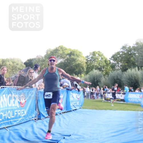 25.08.2024 - Elbe Triathlon Hamburg H.Heesch http://msf.ph/oto/6873701 25.08.2024 11:11:14 Ziel 421, 443, 659 meine-sportfotos.de