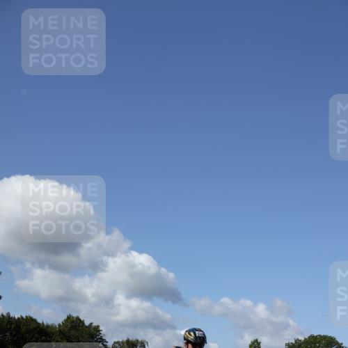 25.08.2024 - Elbe Triathlon Hamburg Fuchs,  Jonas http://msf.ph/oto/6873703 25.08.2024 11:23:14 Radfahren 1662, 1613, 1688, 1636 meine-sportfotos.de