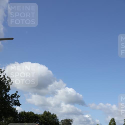 25.08.2024 - Elbe Triathlon Hamburg Fuchs,  Jonas http://msf.ph/oto/6873709 25.08.2024 11:23:14 Radfahren 1662, 1613, 1688, 1636 meine-sportfotos.de