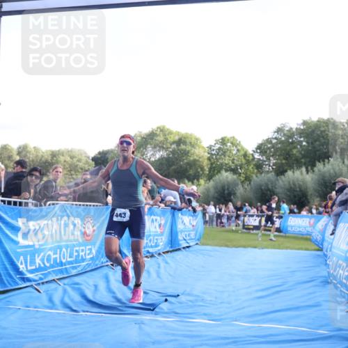 25.08.2024 - Elbe Triathlon Hamburg H.Heesch http://msf.ph/oto/6873711 25.08.2024 11:11:14 Ziel 421, 443, 659 meine-sportfotos.de