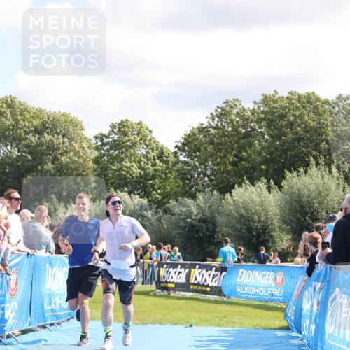 25.08.2024 - Elbe Triathlon Hamburg H.Heesch http://msf.ph/oto/6873722 25.08.2024 11:38:24 Ziel 224, 562, 650, 756 meine-sportfotos.de