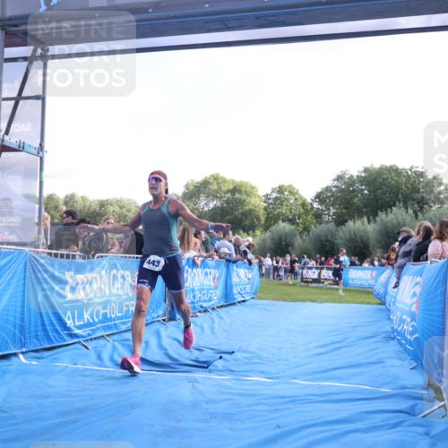 25.08.2024 - Elbe Triathlon Hamburg H.Heesch http://msf.ph/oto/6873724 25.08.2024 11:11:14 Ziel 421, 443, 659 meine-sportfotos.de