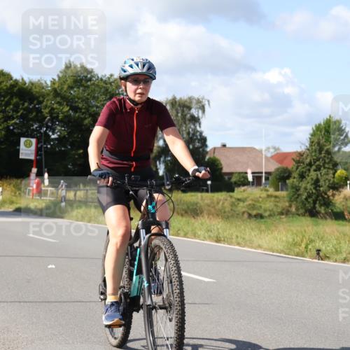 25.08.2024 - Elbe Triathlon Hamburg Fuchs,  Jonas http://msf.ph/oto/6873728 25.08.2024 11:23:22 Radfahren 1540, 1691 meine-sportfotos.de