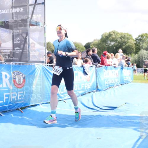 25.08.2024 - Elbe Triathlon Hamburg H.Heesch http://msf.ph/oto/6873731 25.08.2024 12:00:18 Ziel 789, 1573 meine-sportfotos.de