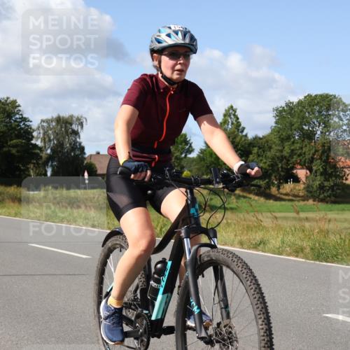 25.08.2024 - Elbe Triathlon Hamburg Fuchs,  Jonas http://msf.ph/oto/6873733 25.08.2024 11:23:22 Radfahren 1540, 1691 meine-sportfotos.de
