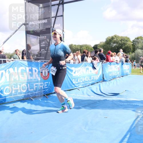 25.08.2024 - Elbe Triathlon Hamburg H.Heesch http://msf.ph/oto/6873746 25.08.2024 12:00:18 Ziel 789, 1573 meine-sportfotos.de