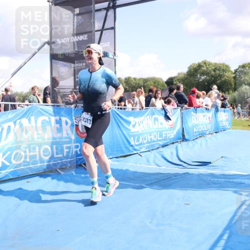 25.08.2024 - Elbe Triathlon Hamburg H.Heesch http://msf.ph/oto/6873748 25.08.2024 12:00:19 Ziel 789, 1573 meine-sportfotos.de