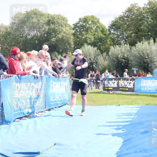 25.08.2024 - Elbe Triathlon Hamburg H.Heesch http://msf.ph/oto/6873757 25.08.2024 12:00:32 Ziel 1450 meine-sportfotos.de