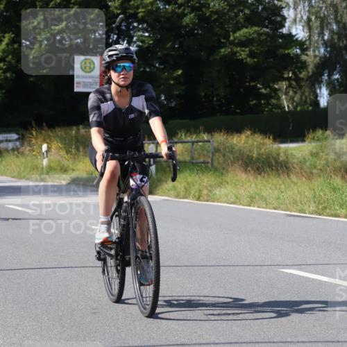 25.08.2024 - Elbe Triathlon Hamburg Fuchs,  Jonas http://msf.ph/oto/6873794 25.08.2024 11:24:00 Radfahren 1709, 1635, 1494 meine-sportfotos.de
