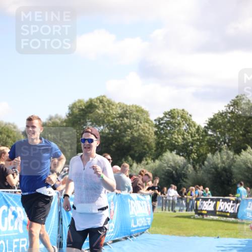 25.08.2024 - Elbe Triathlon Hamburg H.Heesch http://msf.ph/oto/6873801 25.08.2024 11:38:26 Ziel 224, 562, 650 meine-sportfotos.de