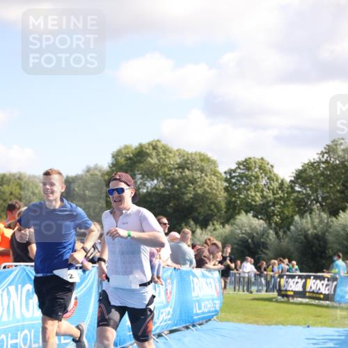 25.08.2024 - Elbe Triathlon Hamburg H.Heesch http://msf.ph/oto/6873805 25.08.2024 11:38:26 Ziel 224, 562, 650 meine-sportfotos.de