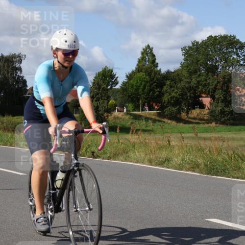 25.08.2024 - Elbe Triathlon Hamburg Fuchs,  Jonas http://msf.ph/oto/6873818 25.08.2024 11:24:02 Radfahren 1709, 1635, 1494 meine-sportfotos.de