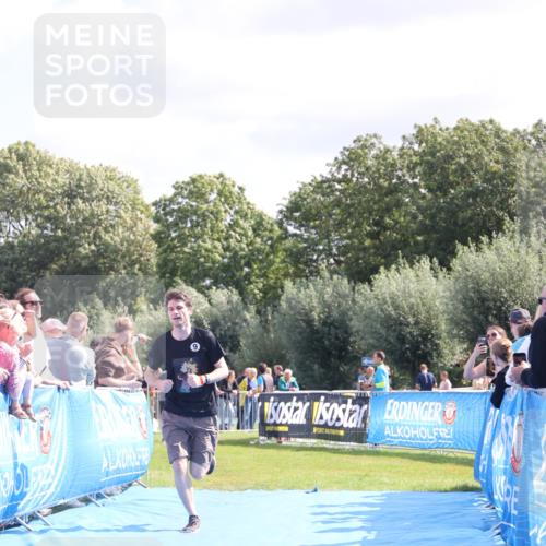 25.08.2024 - Elbe Triathlon Hamburg H.Heesch http://msf.ph/oto/6873906 25.08.2024 11:38:29 Ziel 224, 562, 628, 650 meine-sportfotos.de