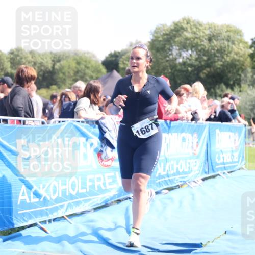 25.08.2024 - Elbe Triathlon Hamburg H.Heesch http://msf.ph/oto/6873910 25.08.2024 12:00:47 Ziel 1687 meine-sportfotos.de