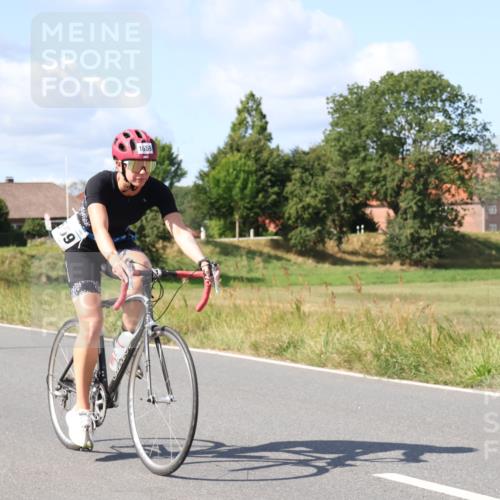 25.08.2024 - Elbe Triathlon Hamburg Fuchs,  Jonas http://msf.ph/oto/6873913 25.08.2024 11:24:29 Radfahren 1621, 1660, 1511, 1659 meine-sportfotos.de