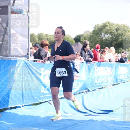 25.08.2024 - Elbe Triathlon Hamburg H.Heesch http://msf.ph/oto/6873915 25.08.2024 12:00:48 Ziel 1687 meine-sportfotos.de