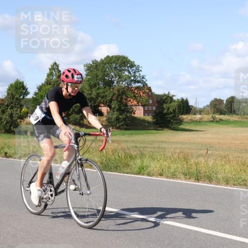 25.08.2024 - Elbe Triathlon Hamburg Fuchs,  Jonas http://msf.ph/oto/6873918 25.08.2024 11:24:29 Radfahren 1621, 1660, 1511, 1659 meine-sportfotos.de
