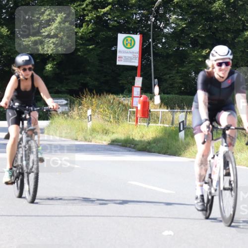25.08.2024 - Elbe Triathlon Hamburg Fuchs,  Jonas http://msf.ph/oto/6873928 25.08.2024 11:24:40 Radfahren 1669, 1623 meine-sportfotos.de