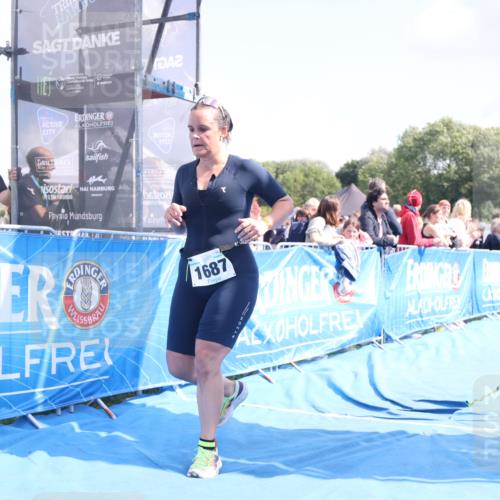 25.08.2024 - Elbe Triathlon Hamburg H.Heesch http://msf.ph/oto/6873939 25.08.2024 12:00:48 Ziel 1687 meine-sportfotos.de