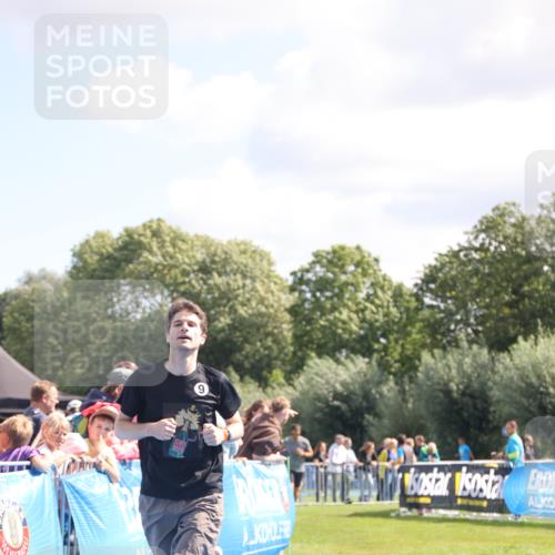 25.08.2024 - Elbe Triathlon Hamburg H.Heesch http://msf.ph/oto/6873941 25.08.2024 11:38:30 Ziel 224, 562, 628, 650 meine-sportfotos.de