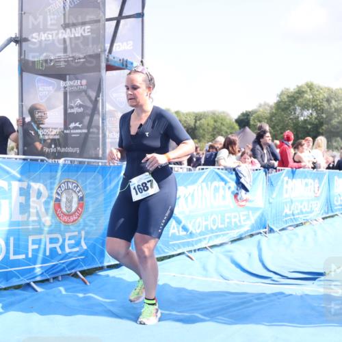 25.08.2024 - Elbe Triathlon Hamburg H.Heesch http://msf.ph/oto/6873943 25.08.2024 12:00:48 Ziel 1687 meine-sportfotos.de