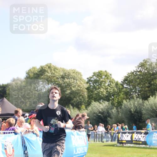 25.08.2024 - Elbe Triathlon Hamburg H.Heesch http://msf.ph/oto/6873946 25.08.2024 11:38:30 Ziel 224, 562, 628, 650 meine-sportfotos.de