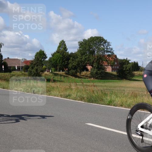 25.08.2024 - Elbe Triathlon Hamburg Fuchs,  Jonas http://msf.ph/oto/6873948 25.08.2024 11:24:41 Radfahren 1669, 1623 meine-sportfotos.de