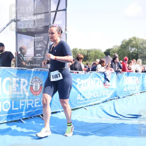 25.08.2024 - Elbe Triathlon Hamburg H.Heesch http://msf.ph/oto/6873950 25.08.2024 12:00:48 Ziel 1687 meine-sportfotos.de