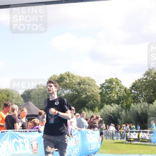 25.08.2024 - Elbe Triathlon Hamburg H.Heesch http://msf.ph/oto/6873965 25.08.2024 11:38:30 Ziel 224, 562, 628, 650 meine-sportfotos.de