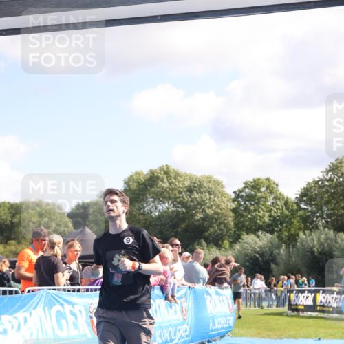 25.08.2024 - Elbe Triathlon Hamburg H.Heesch http://msf.ph/oto/6873974 25.08.2024 11:38:30 Ziel 224, 562, 628, 650 meine-sportfotos.de