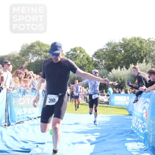 25.08.2024 - Elbe Triathlon Hamburg H.Heesch http://msf.ph/oto/6873980 25.08.2024 11:12:09 Ziel 268, 323, 390, 399 meine-sportfotos.de