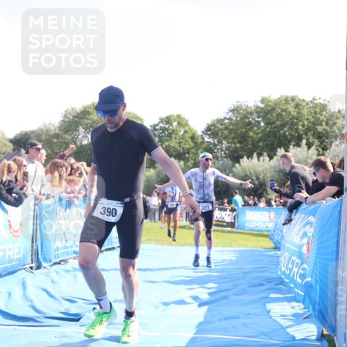 25.08.2024 - Elbe Triathlon Hamburg H.Heesch http://msf.ph/oto/6873986 25.08.2024 11:12:09 Ziel 268, 323, 390, 399 meine-sportfotos.de