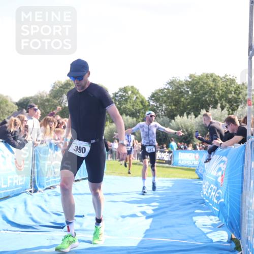 25.08.2024 - Elbe Triathlon Hamburg H.Heesch http://msf.ph/oto/6873991 25.08.2024 11:12:09 Ziel 268, 323, 390, 399 meine-sportfotos.de
