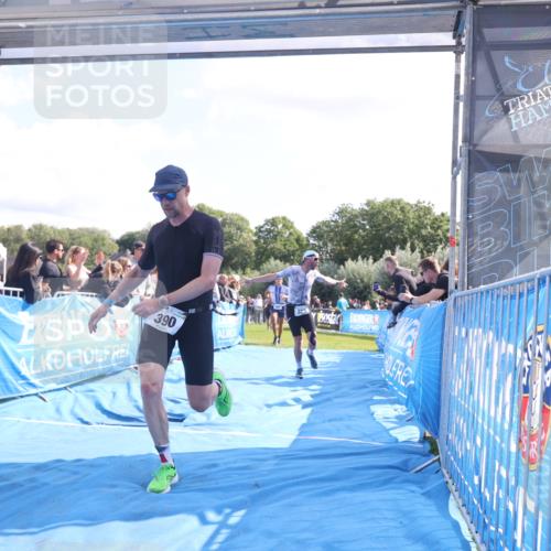 25.08.2024 - Elbe Triathlon Hamburg H.Heesch http://msf.ph/oto/6874003 25.08.2024 11:12:09 Ziel 268, 323, 390, 399 meine-sportfotos.de