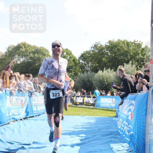 25.08.2024 - Elbe Triathlon Hamburg H.Heesch http://msf.ph/oto/6874012 25.08.2024 11:12:10 Ziel 268, 323, 390, 399 meine-sportfotos.de